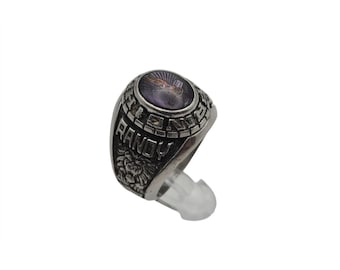 Vintage 1985 High School Class Ring With Custom Engraving &  Image Of Jesus
