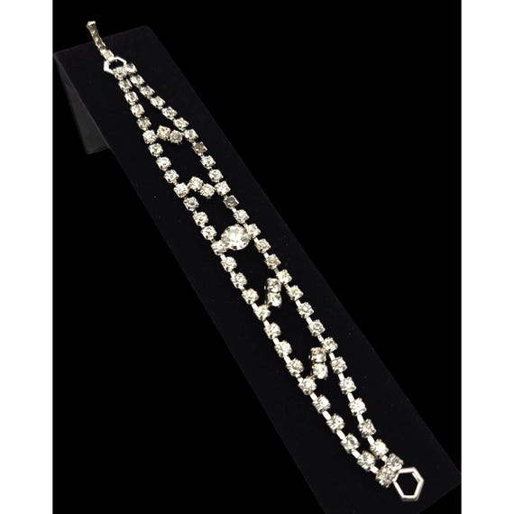 Vintage Art Deco Rhinestone Bracelet Statement Jewelry Silver Tone 3-Strand Design Elegant Sparkle Womens Accessory 7 "
