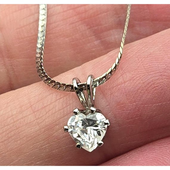 Vtg Sterling Silver Heart CZ Pendant Necklace With 18"  Fine Serpentine Chain
