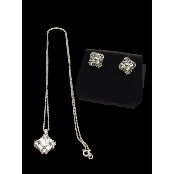 10 Kt White Gold CZ Necklace & Earring Set Brilliant Sparkle Elegant Jewelry Gift For Her