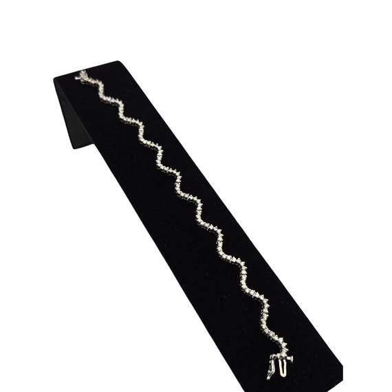 14 Kt. White Gold Diamond Zig Zag Tennis Bracelet 2 Ct. TDW 7 In.