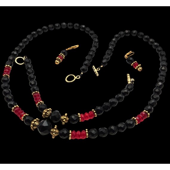 Black & Red Beaded Necklace Bracelet Earring Jewelry Set With Gold Accents
