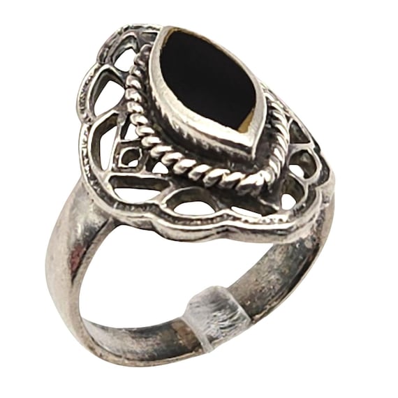 Vintage Style Black Onyx Filigree Silver Ring Size 5 1/4