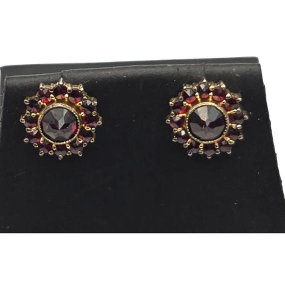 Vtg 10 Kt Gold Faceted Garnet Stud Earrings G325 Round Halo Design
