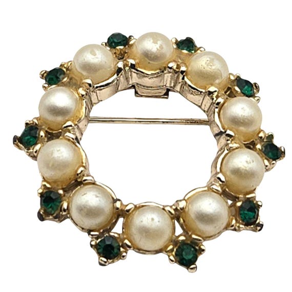 Vintage Gold-Tone Faux Pearl & Green Rhinestone Circle Brooch Pin For Women 1 3/8 " X 1 3/8 "