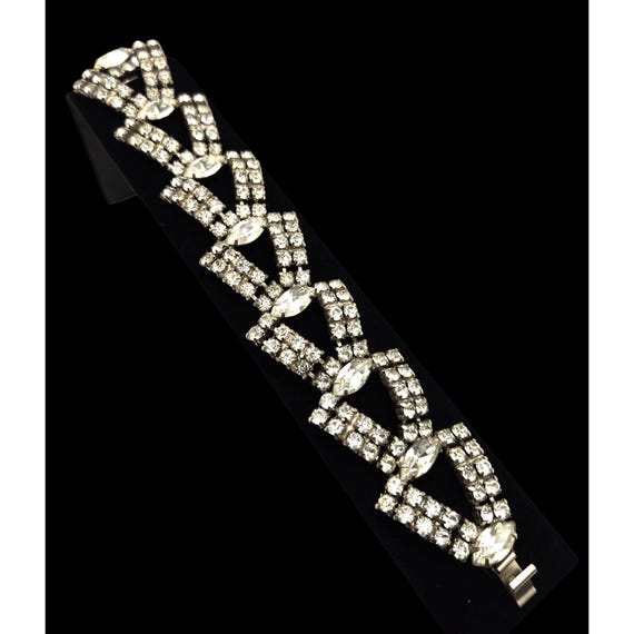 Vintage Art Deco Rhinestone Bracelet V-Shaped Design With Round & Marquise Stones 7 1/4" x 1 1/4"