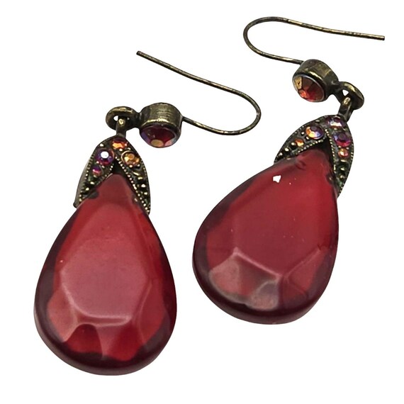Vtg Faceted Ruby Red Lucite Teardrop Dangle Earrings W/ Rhinestone Accents 2" Drop Antique Brass Hook