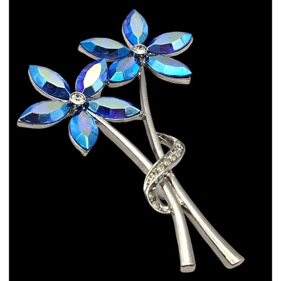 Vintage Blue Crystal Flower Brooch Pin Double Flower Design Silver-Tone Metal Rhinestone Accents