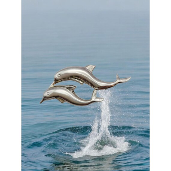 Vintage Sterling Silver Dolphin Brooch Pin GREAT GIFT !