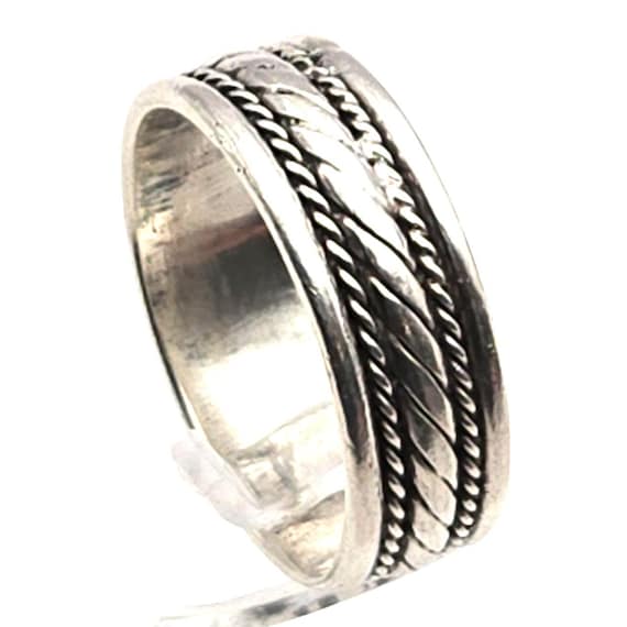 Vintage Sterling Silver Rope Band Ring Size 7.5 With Intricate Braided Detail