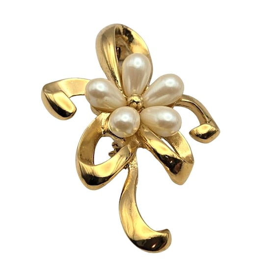 Vintage Gold Tone Brooch With Faux Pearl Floral Design 2 1/4 " X 1 1/2 "