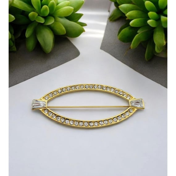 Vintage Monet Gold-Tone & Rhinestone Oval Brooch Pin