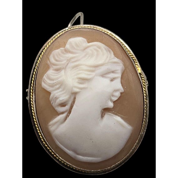Vintage 800 Silver Carved Shell Cameo Brooch Pendant 1 1/8 " x 7/8 "