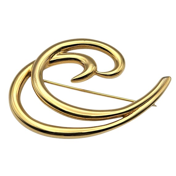 Vtg Trifari MCM Gold Tone Geometric Brooch / Pin Swirl Design 1960s-1970s Jewelry Accessory