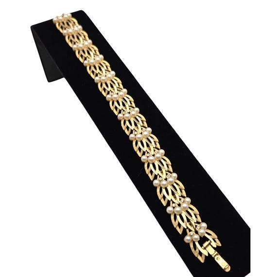 Vtg. Crown Trifari Alfred Philippe Gold Tone Faux Pearl Bracelet 7 Inch