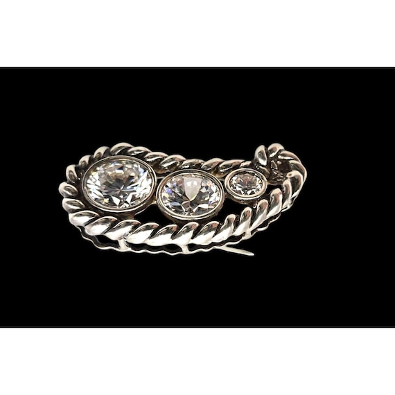 Vintage Sterling Silver CZ Crystal Brooch With Rope Border Design