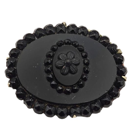 Vtg Victorian Black Glass Mourning Brooch Floral Motif Gold Tone Backing Intricate Details