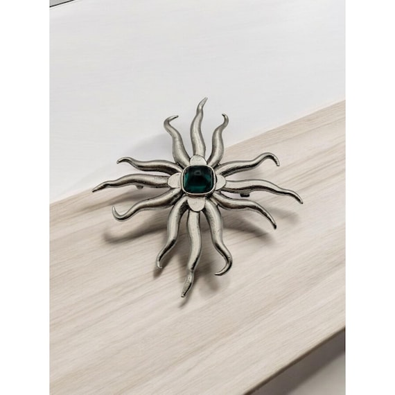 Vintage Artist Made Silver Tone Sunburst Brooch / Pendant With Green Stone Center