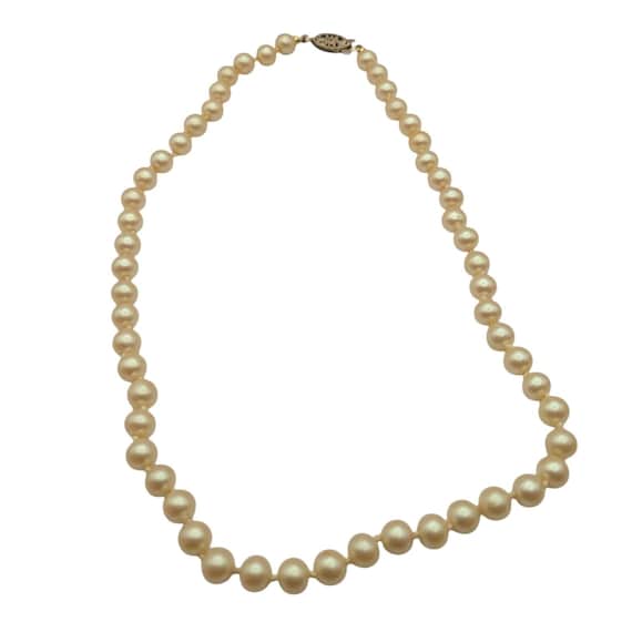 Vintage Pearl Beaded Necklace 6.33mm Hand-Knotted Elegant Strand Vintage Jewelry Cream