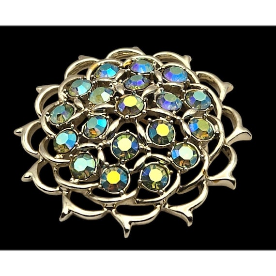 Vtg Sarah Coventry Gold Toned AB Rhinestone Brooch Green Blue Tones 1 7/8 " x 1 7/8 "
