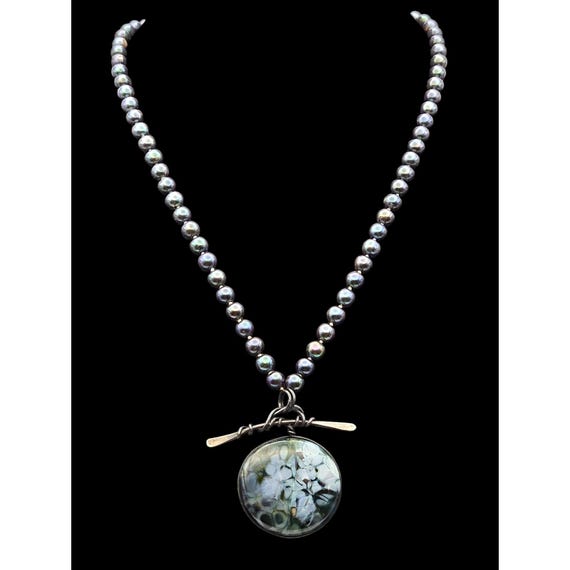 Genuine Black Pearl Beaded Necklace W/ Art Glass Floral Pendant & 14 Kt Gold Clasp