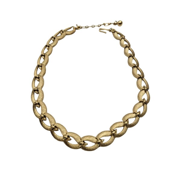 Vintage Trifari Gold-Tone Textured Link Necklace Classic