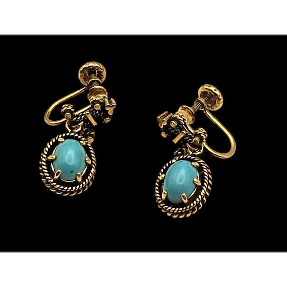 Vintage 14 Kt. Gold Turquoise Cabochon Clip-On Earrings
