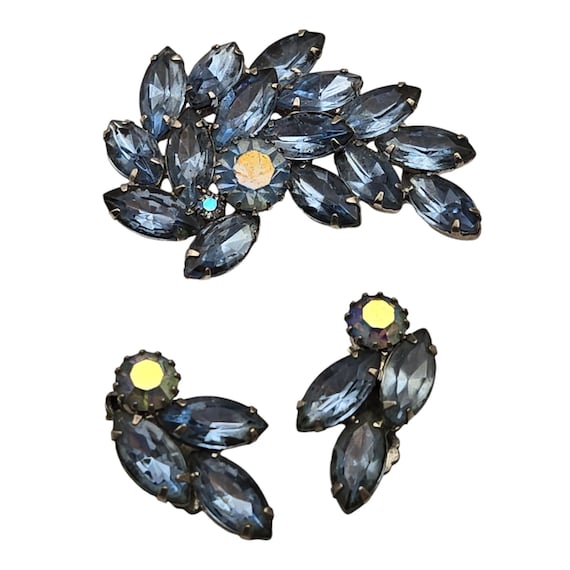 Vintage Aurora Borealis Blue Rhinestone Brooch & Earrings Set