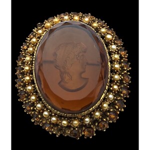 Vintage Victorian Cameo Brooch Pin With Amber Glass & Faux Pearls
