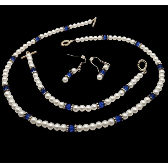 Vtg. Faux Pearl / Crystal Bead Necklace Bracelet & Hook Earring Set GREAT GIFT !