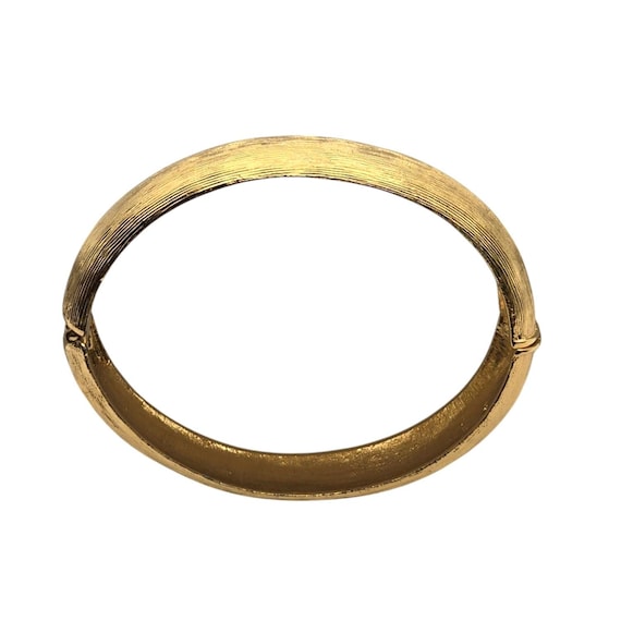 Vintage Monet Brushed Finish Oval Latch Bangle Bracelet 2 1/4" X 1 3/4" With 1/2" Width Gold Tone