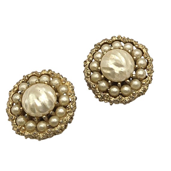 Vintage Kramer Pearl Clip-On Earrings 1940-1950 Era