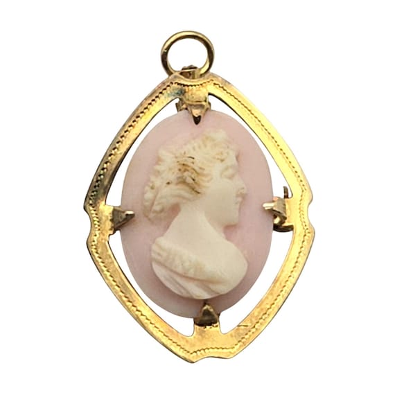 Vtg. 10 Kt Yellow Gold Pink Angel Skin Coral Carved Cameo Pendant Brooch Pin Oval Shaped