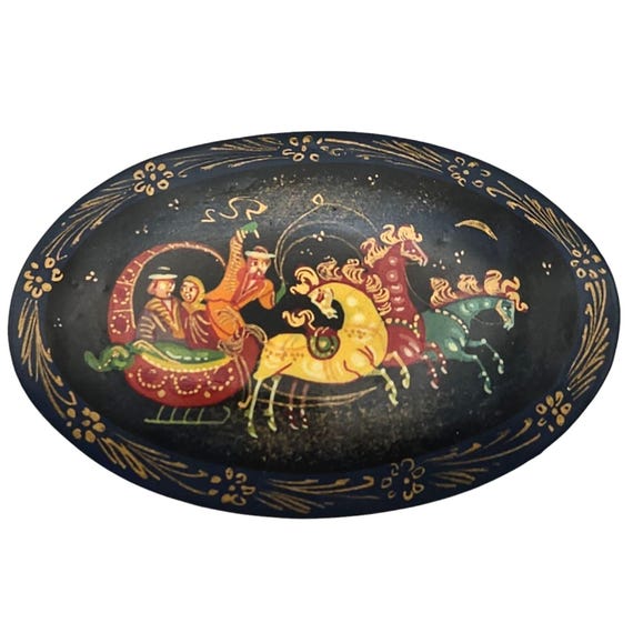 Vtg Russian Hand-Painted Black Lacquer Brooch Signed Oval Shape Folk Art Design 2 1/4 " x 1 1/2 "