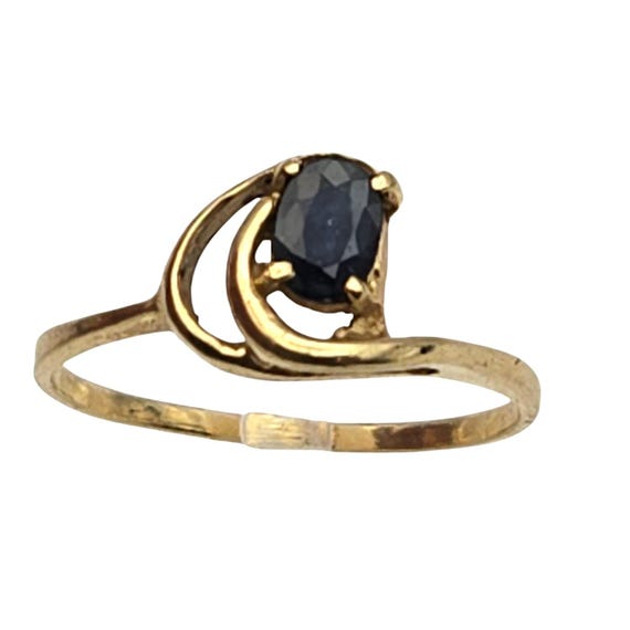 Vtg. 14 Kt Gold Deep Blue Sapphire Gemstone Ring Size 5.75