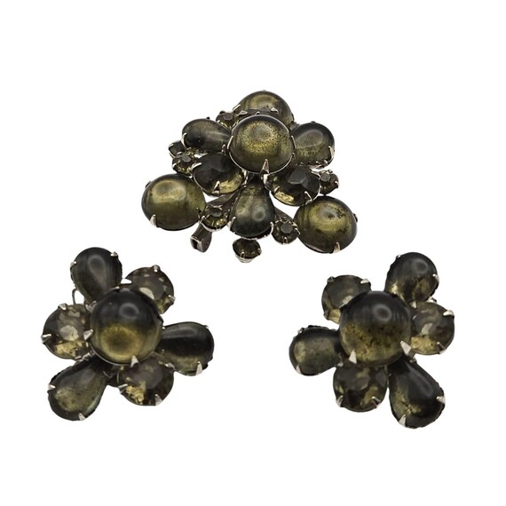 Vintage KONPLOTT Flower Clip-On Earrings & Brooch Set