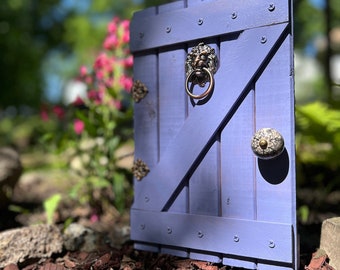 Small Vintage Style Barn Door Garden Decor