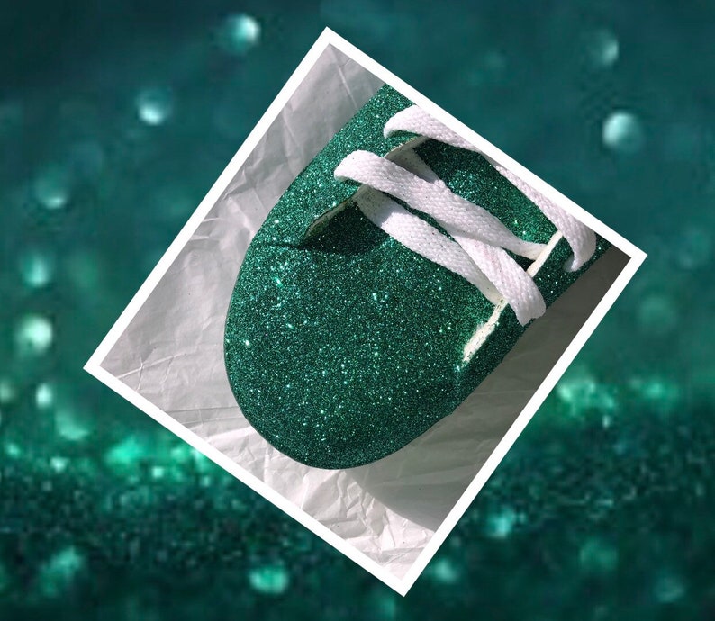 Shipping* JCo.Customs by Kitty Paws Shoes Emerald Green Shoes Women/'s Green Glitter Shoes with Green Sparkle Bottoms *Free U.S