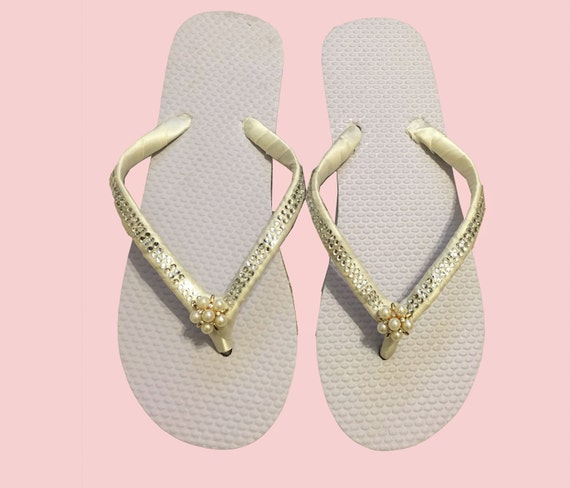 rhinestone flip flops for wedding