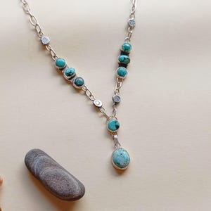 Sterling silver turquoise choker. Handcrafted solid link chain. Striking silver choker with natural turquoise.