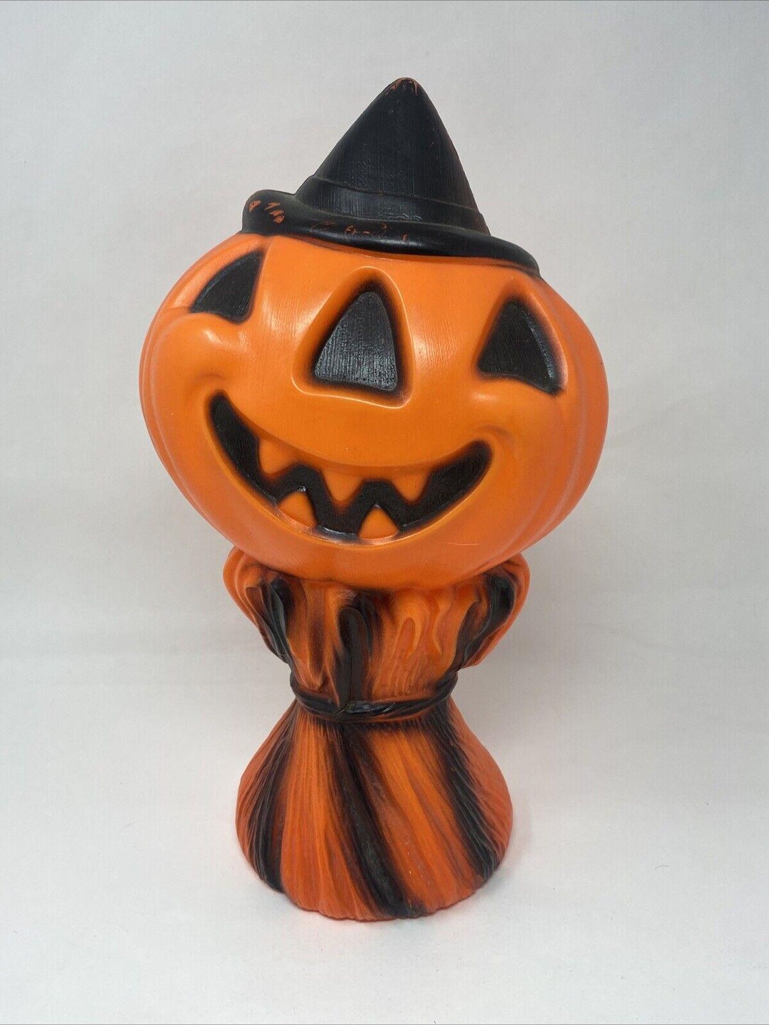 1969 Halloween Blow Mold Pumpkin Jack O Lantern Haystack Vintage EMPIRE ...