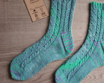 Twisted Wisteria sock knitting pattern, pdf knitting pattern