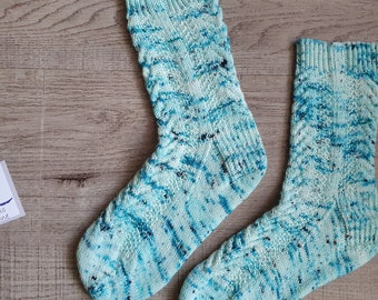 Long Haul Flight sock knitting pattern