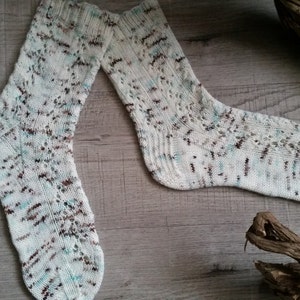 The Long Walk sock knitting pattern, sock pattern, knitting pattern