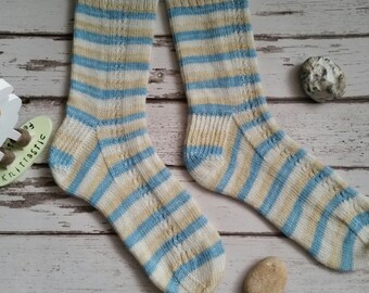 Ripple-icious sock pattern, Knitting pattern, sock pattern, handknit sock pattern