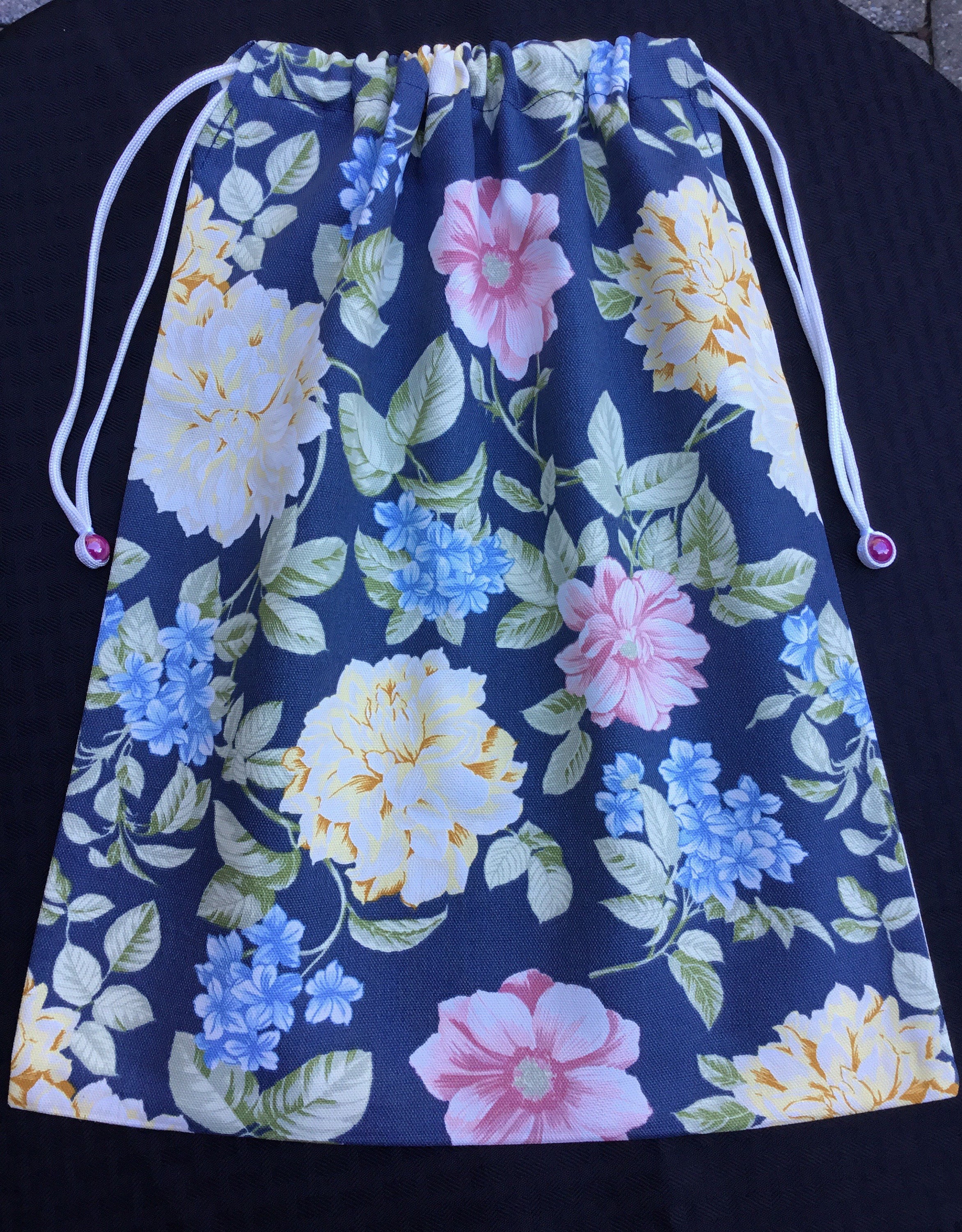 Shoe bag (1x) navy blue bag with flower pattern