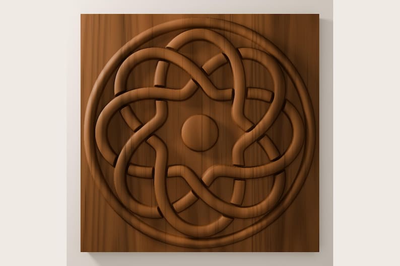 Puede incluir: Un panel cuadrado de madera con un dise&ntilde;o circular tallado. El centro muestra un c&iacute;rculo s&oacute;lido rodeado por un intrincado patr&oacute;n de nudos entrelazados que forma una figura geom&eacute;trica redondeada y continua dentro de un borde circular.