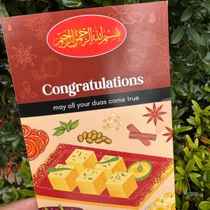Félicitations ! Mignonne carte culturelle Shan Masala - Carte 4 x 6 couleurs vives et colorées avec enveloppe kraft | Soutient les orphelins