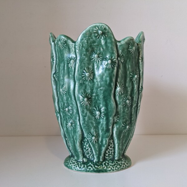 Vintage Sylvac green cactus vase / Sylvac pottery 2254 vase / Art Deco decor