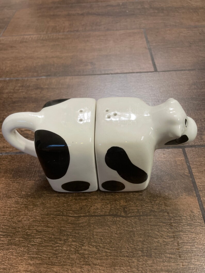1990 Vintage Cow Salt and Pepper Checkers Etsy